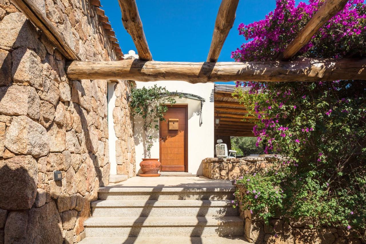 Albero Capovolto Bed & Breakfast Golfo Aranci Eksteriør bilde