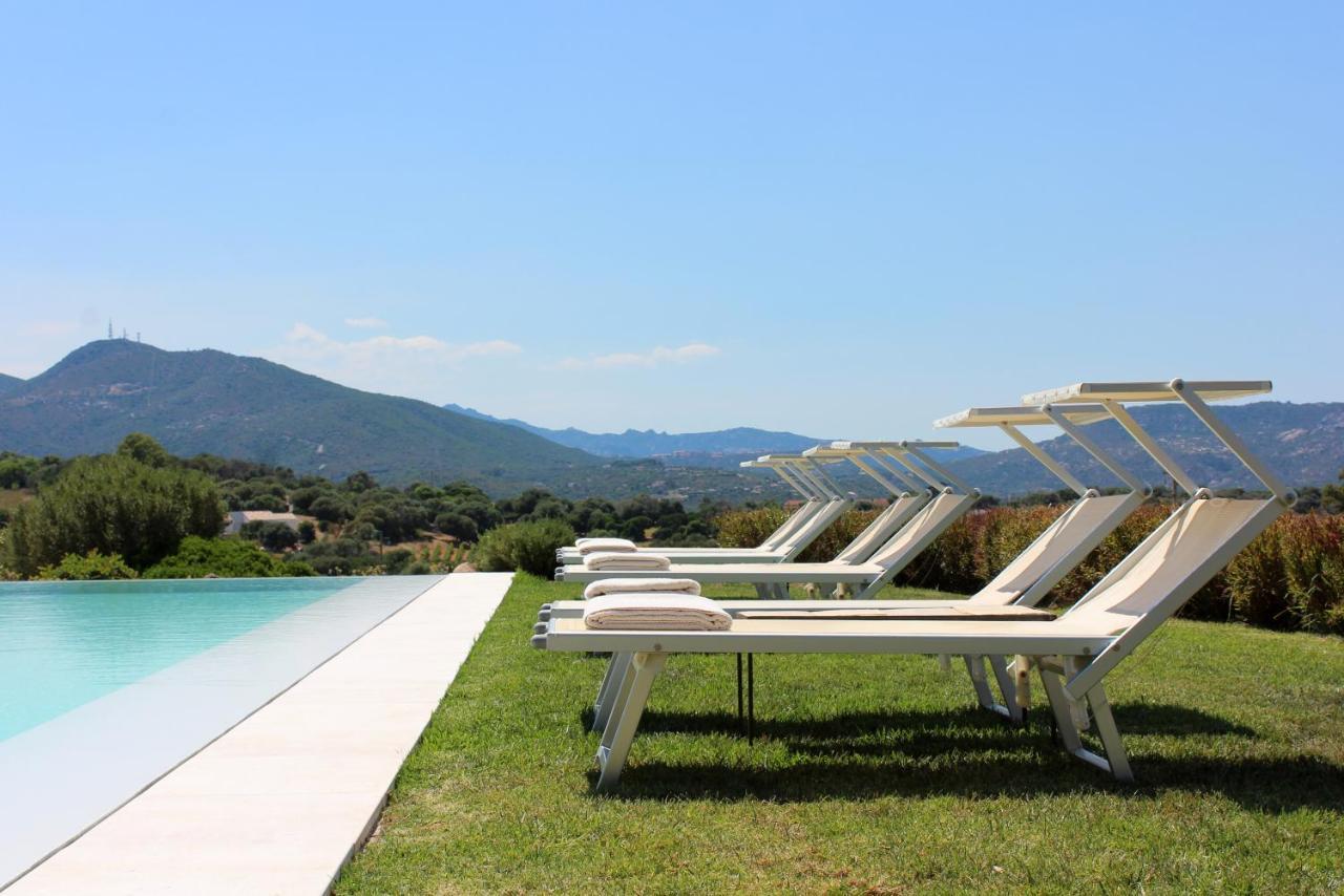 Albero Capovolto Bed & Breakfast Golfo Aranci Eksteriør bilde