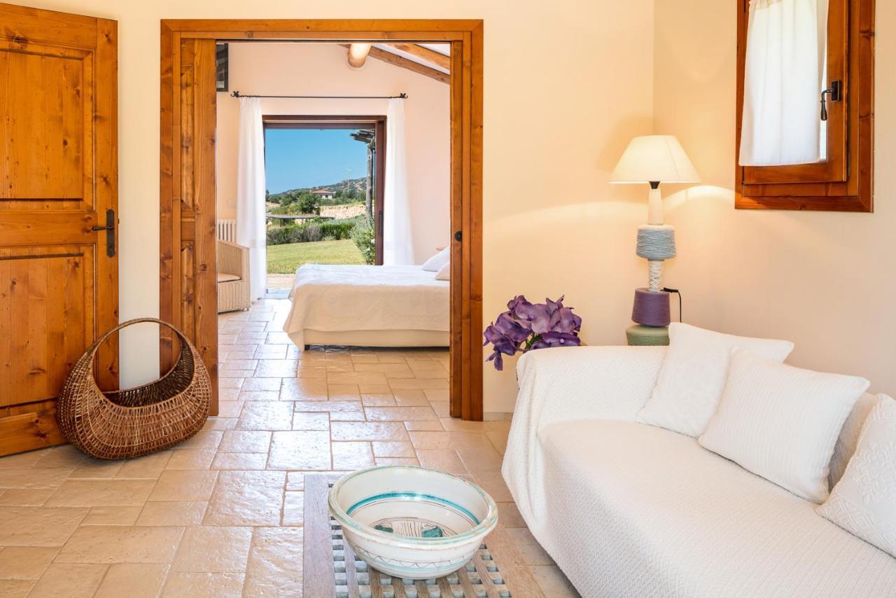 Albero Capovolto Bed & Breakfast Golfo Aranci Eksteriør bilde