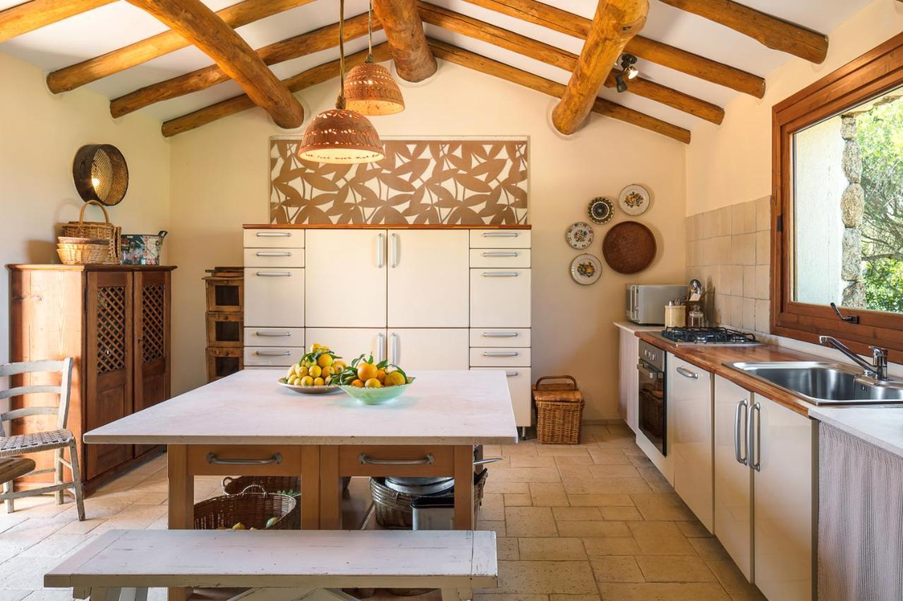 Albero Capovolto Bed & Breakfast Golfo Aranci Eksteriør bilde